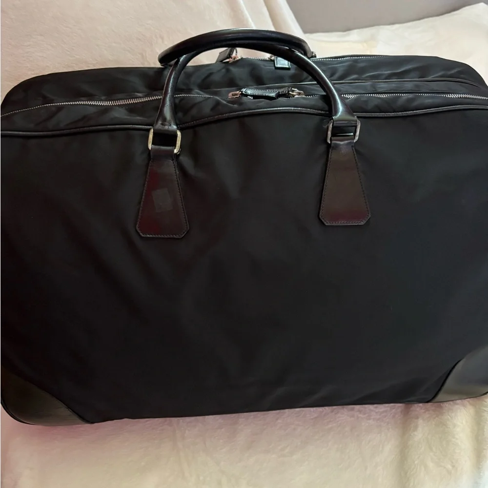 Black Men's Travel Bag